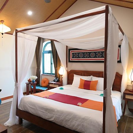 De'Colore Villa Hoi An Bagian luar foto